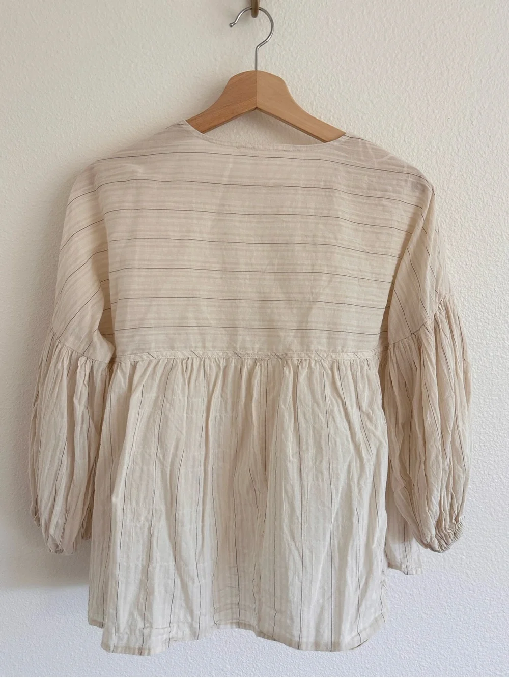 Boho Light Cream V-Neck Peasant Blouse
100% cotton - Picture 3 of 4